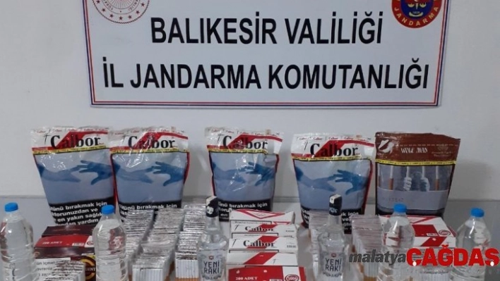 Balıkesir'de jandarma aranan 27 kişiyi yakaladı