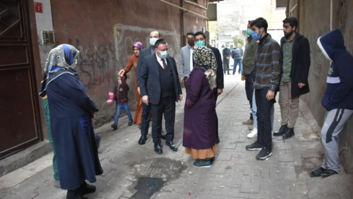 Başkan Beyoğlu, mahallede vatandaşı dinledi