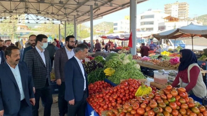 Başkan Bilgili, pazar esnafı ve vatandaşlar bir araya geldi