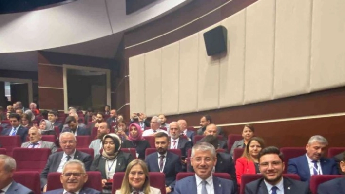 Başkan Büyükkılıç Genişletilmiş İl Başkanları Toplantısına katıldı