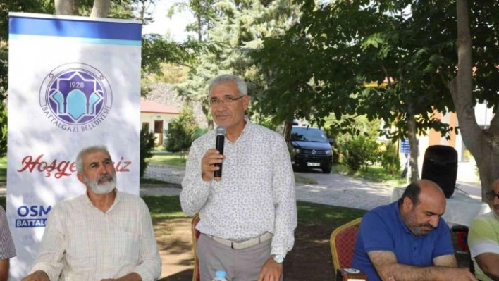 Başkan Güder, İmam Hatip Lisesi mezunlarını ağırladı