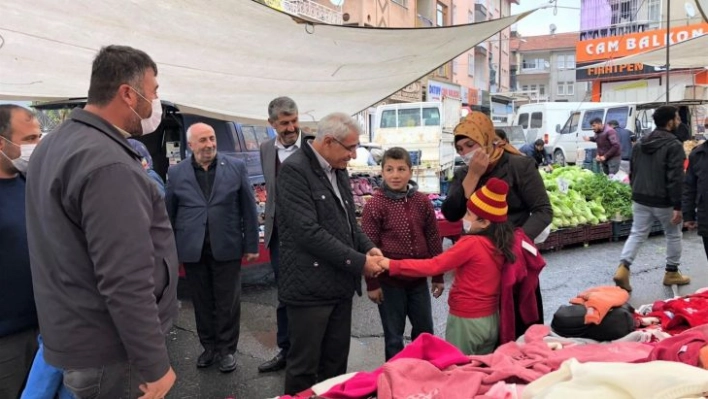 Başkan Güder, pazarcı esnaflarını ziyaret etti