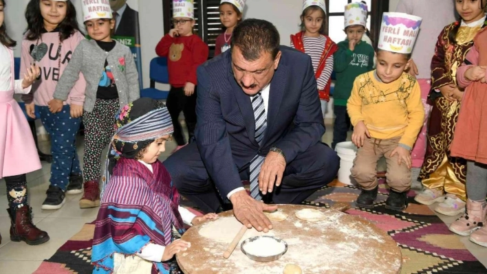 Başkan Gürkan, Çocuklarımızı yerli malı hakkında bilinçlendirmeliyiz