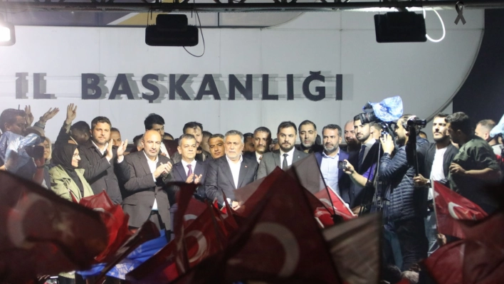 Başkan Şerifoğulları'ndan Teşekkür Kazanan 85 Milyon Türkiye Olmuştur