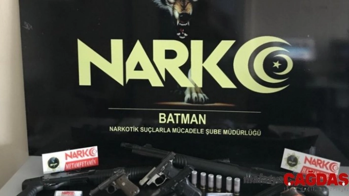 Batman'da zehir tacirlerine operasyon: 54 gözaltı