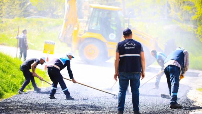 Battalgazi Belediyesi 40 Sokakta Yol ve Kaldırım Çalışmaları Gerçekleştirdi