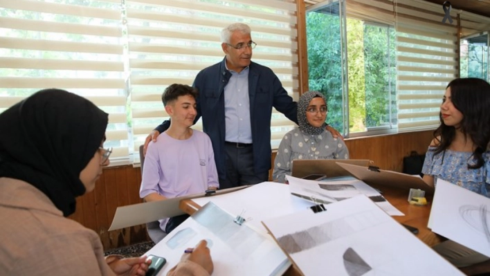 Battalgazi Belediyesi'nin Resim Kursuna Yoğun İlgi