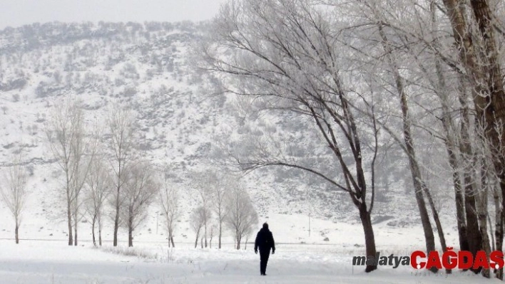 Bayburt'ta soğuk hava etkisini artırdı