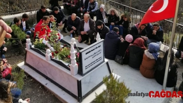 Bayburt TEM, şehit öğretmen Yılmaz'ı unutmadı