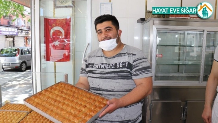 Bayram kısıtlamasına rağmen baklavaya yoğun ilgi