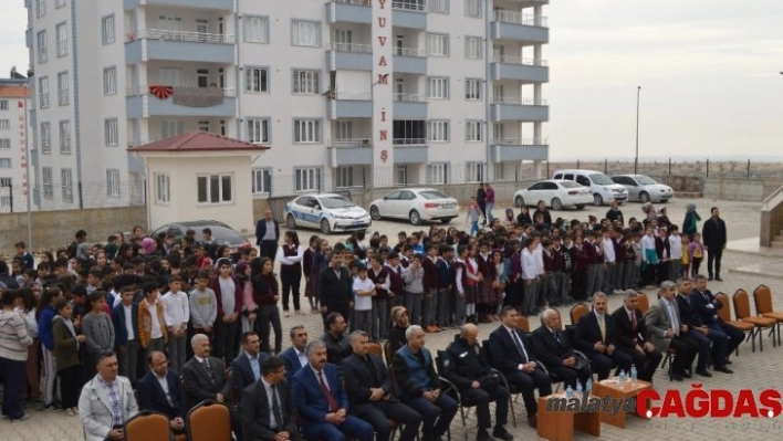 Besni'de Kızılay Haftası etkinliklerle kutlandı