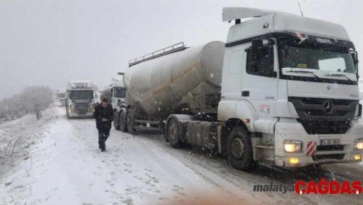 Bilecik-Yenişehir karayolu trafiğe kapandı