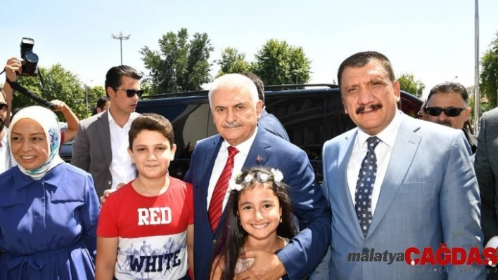 Binali Yıldırım gençlerle buluşmak için Malatya'da