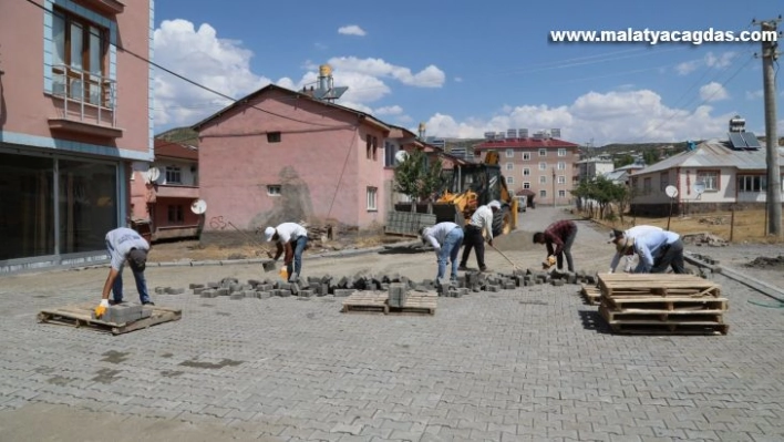 Bingöl Belediyesi alt ve üstyapı çalışmalarını sürdürüyor