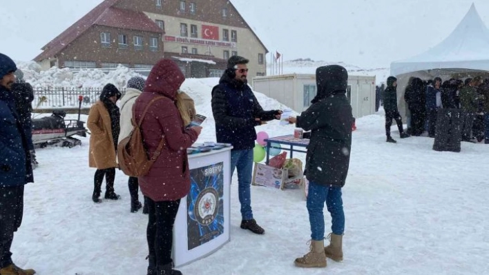 Bingöl polisi, Siberay Projesi kapsamında bin 500 kişiyi bilgilendirdi