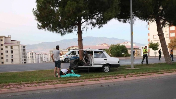 Bir aylık çifti trafik kazası ayırdı