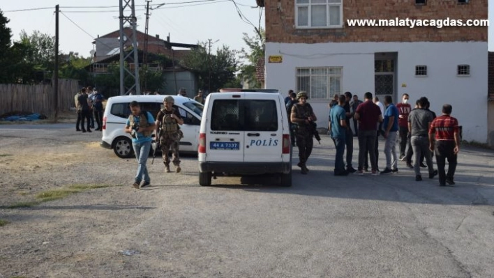 Bir kişiyi silahla yaraladı ardından intihara kalkıştı