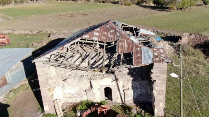 Bir zamanlar cami olarak kullanıldı, atıl durumdaki kilise restore edilmeyi bekliyor