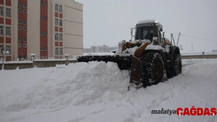 Bitlis'te 50 köy yolu ulaşıma kapandı