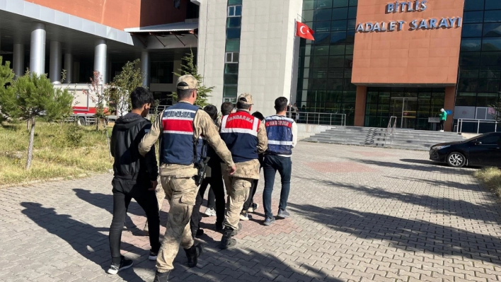 Bitlis'te 9 PKK şüphelisi yakalandı