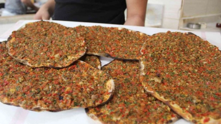 Bodrumdaki bir lahmacunun fiyatına Gaziantep'te 20 lahmacun yeniyor