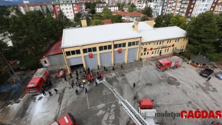 Bolu Belediyesi İtfaiye Müdürlüğü ekipleri 12 ayda 1286 olaya müdahale etti