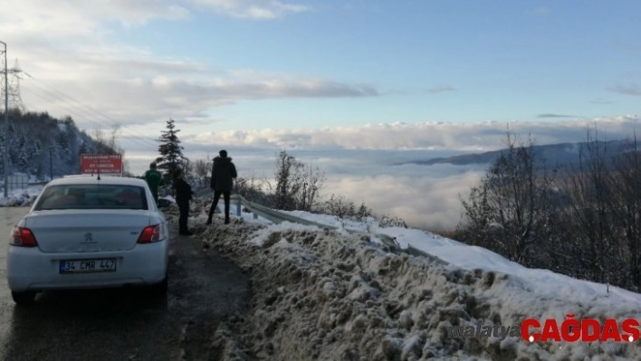 Boludağı'nda kartpostallık kar ve sis manzarası