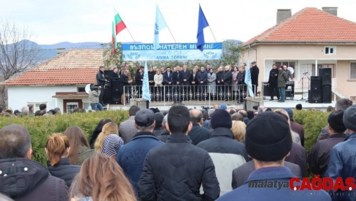 Bulgaristan'da Türkler şehitlerini andı