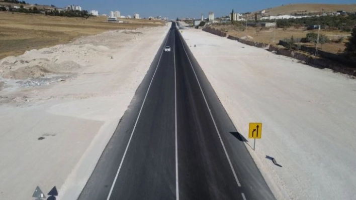 Buluntu Hoca Bulvarı Tek Şerit Olarak Trafiğe Açıldı