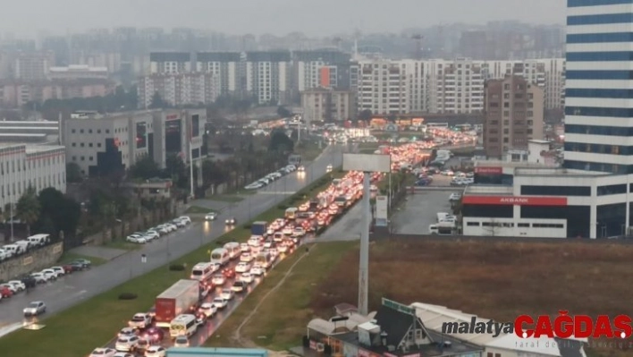 Bursa'da trafik resmen durdu