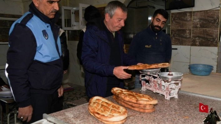 Büyükşehir Belediyesi fırınları denetliyor