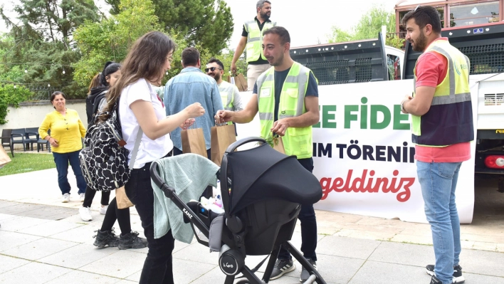 Büyükşehir Belediyesi'nden Vatandaşlara Ücretsiz Fide Desteği