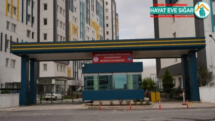 Büyükşehir Belediyesi toplu yaşam alanlarına el dezenfekte üniteleri yerleştirdi