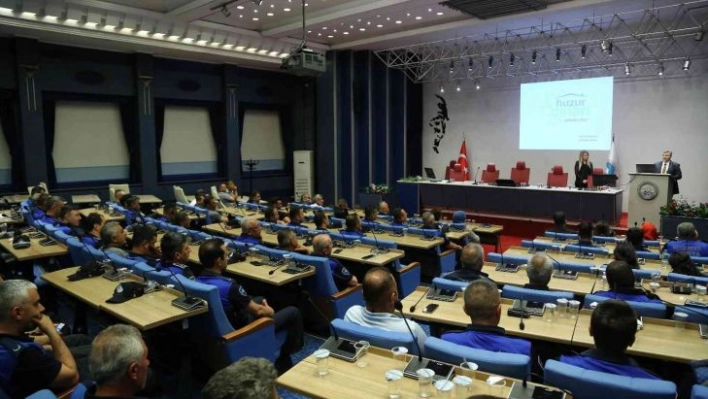 Büyükşehir'in hizmet içi eğitim seminerleri sürüyor