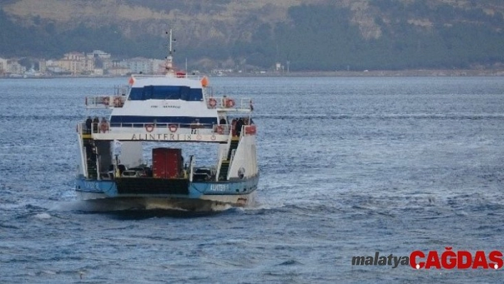 Çanakkale'de bazı feribot seferleri iptal edildi