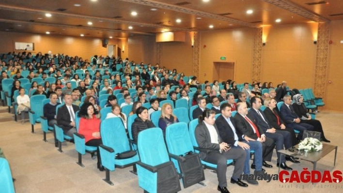 Çanakkale'de Mehmet Akif Ersoy anıldı