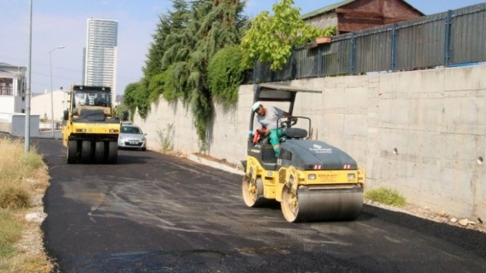 Çankaya'da asfalt çalışmaları hız kesmiyor