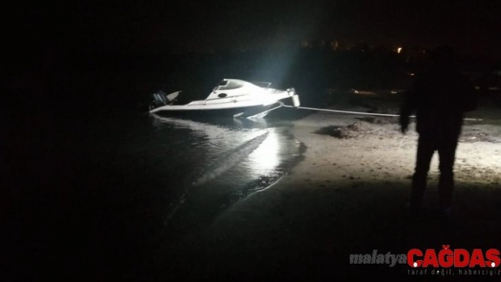 Çeşme'de kaçakları taşıyan tekne battı: 8'i çocuk 11 ölü