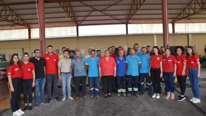 Ceyhan Belediyesi çalışanlarına bayram ikramiyesi ve kurban parası