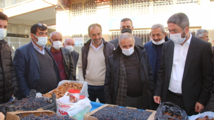 CHP İl Başkanı Enver Kiraz Şire Pazarı Esnafıyla Bir Araya Geldi