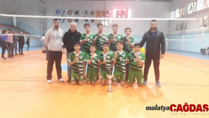 Çınar YBO voleybolda il 2'ncisi oldu