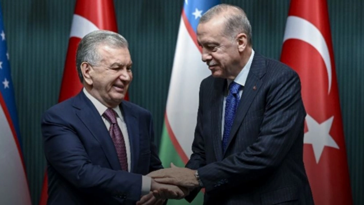 Cumhurbaşkanı Erdoğan, Özbekistan Cumhurbaşkanı Mirziyoyev ile görüştü