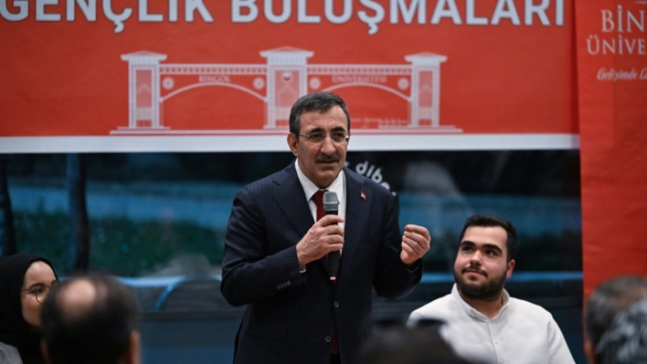 Cumhurbaşkanı Yardımcısı Yılmaz, Bingöl'de gençlerle buluştu: -