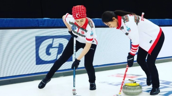 Curling de önemli başarı