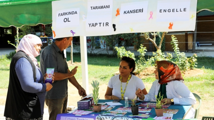 Darende kanser hastalığına karşı farkındalık standı açıldı