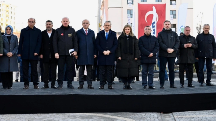 Deprem bölgelerinde 24 bin 559 konut hak sahiplerine teslim edildi