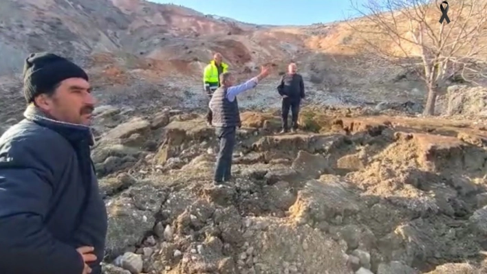 Deprem bölgesi Malatya'da heyelan, bir mezrayı yuttu