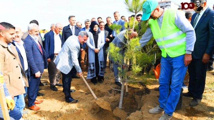 Depremde Hayatını Kaybeden Vatandaşlar İçin Fidan Dikimi Yapılacak