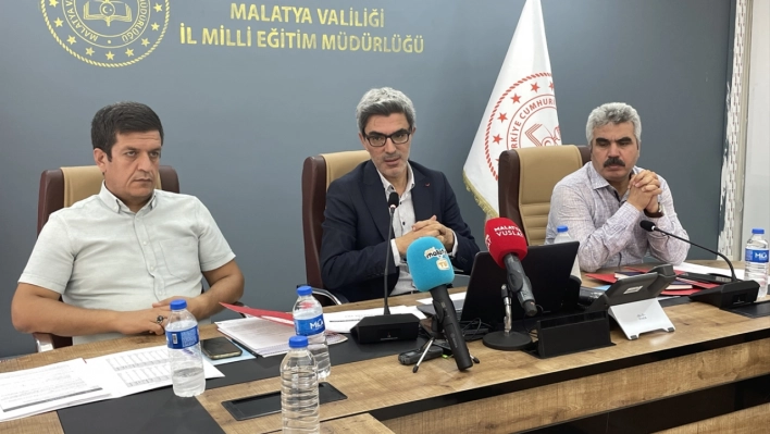 Depremden etkilenen Malatya'da okullar yeni eğitim-öğretim sezonuna hazırlanıyor