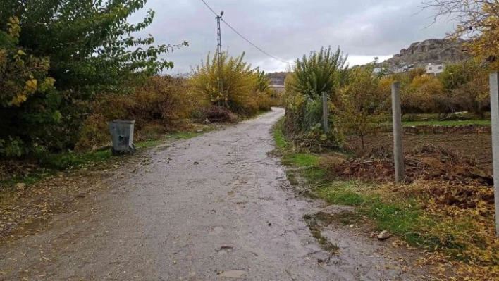 Dicle'de şehiriçi trafiğini rahatlatacak yol genişletmeyi bekliyor